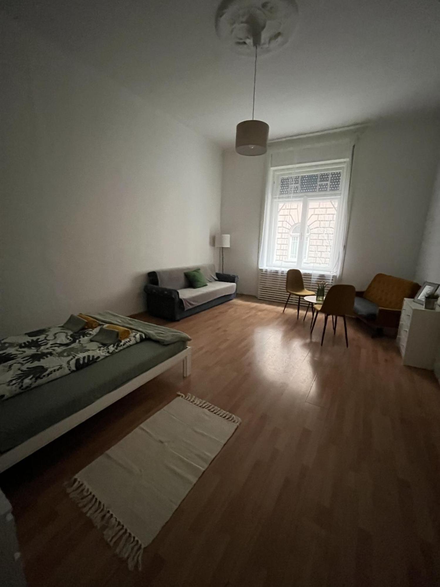 Palace District Rooms Budapest Esterno foto